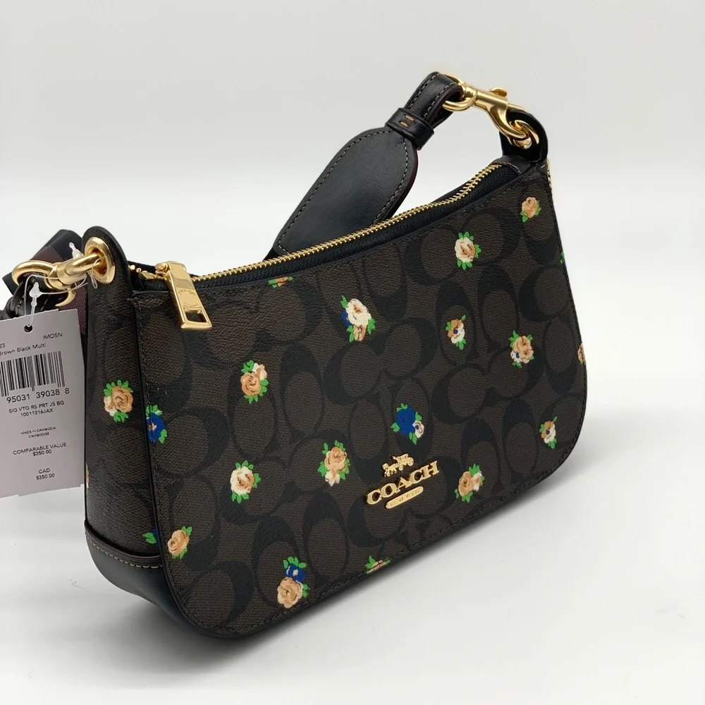 Coach
Jes Baguette In Signature Canvas With Vintage Mini Rose Print - Picture 1 of 10